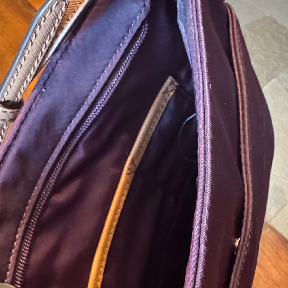 Michael Kors Crossbody Plum with Brown Accents - Picture 5 of 6